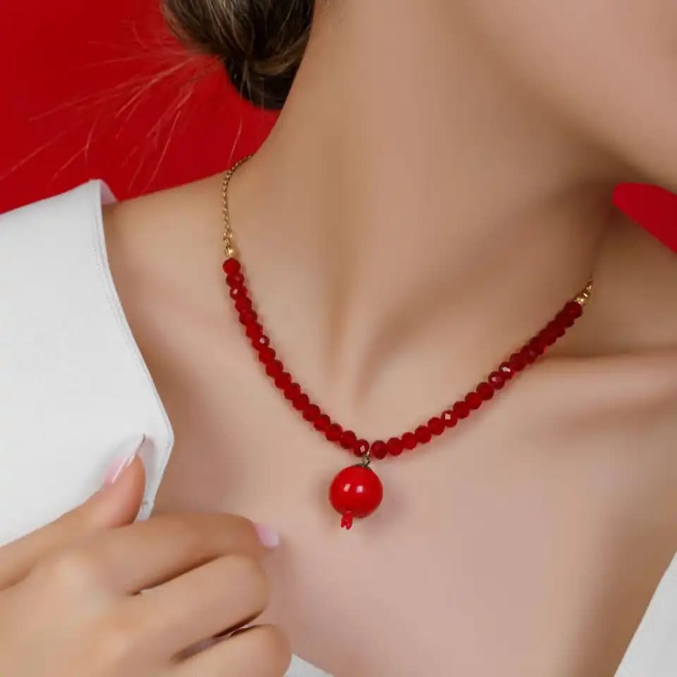 گردنبند زنانه جواهری با آویز انار آبکاری درجه یک نقره ضد حساسیت رنگ ثابت کد ztj