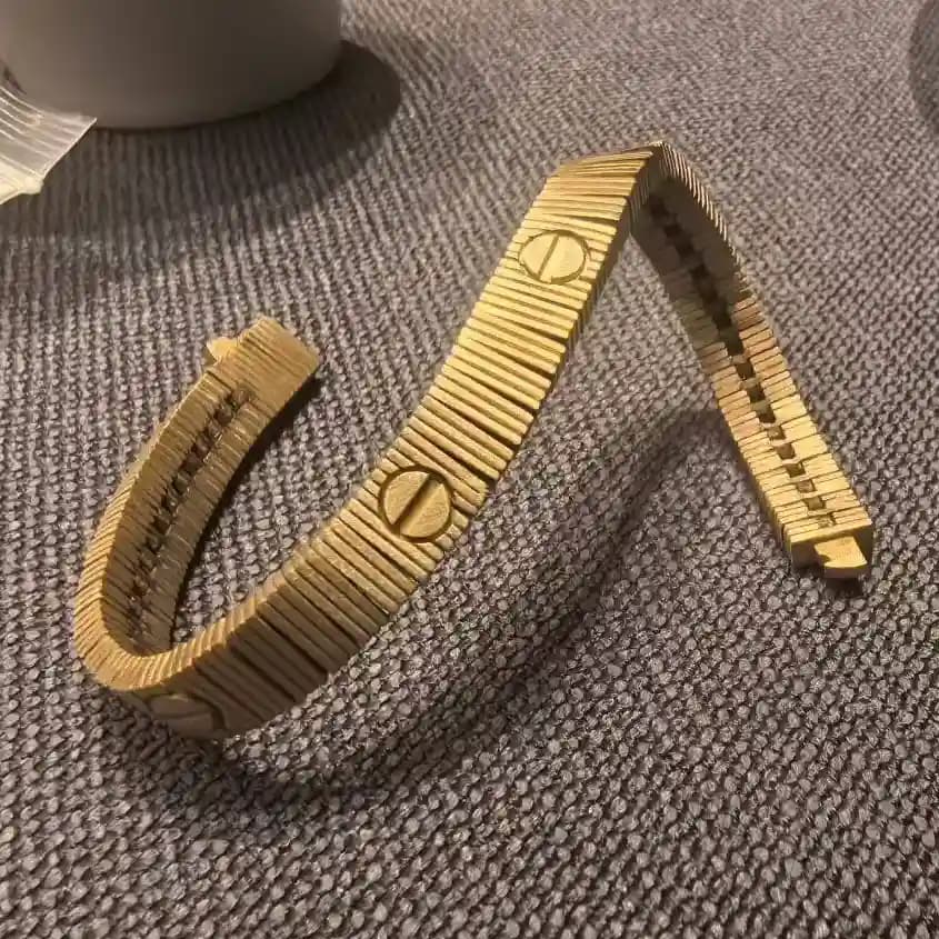 دستبند کارتیر Cartier استیل ضد حساسیت رنگ ثابت کد zsm