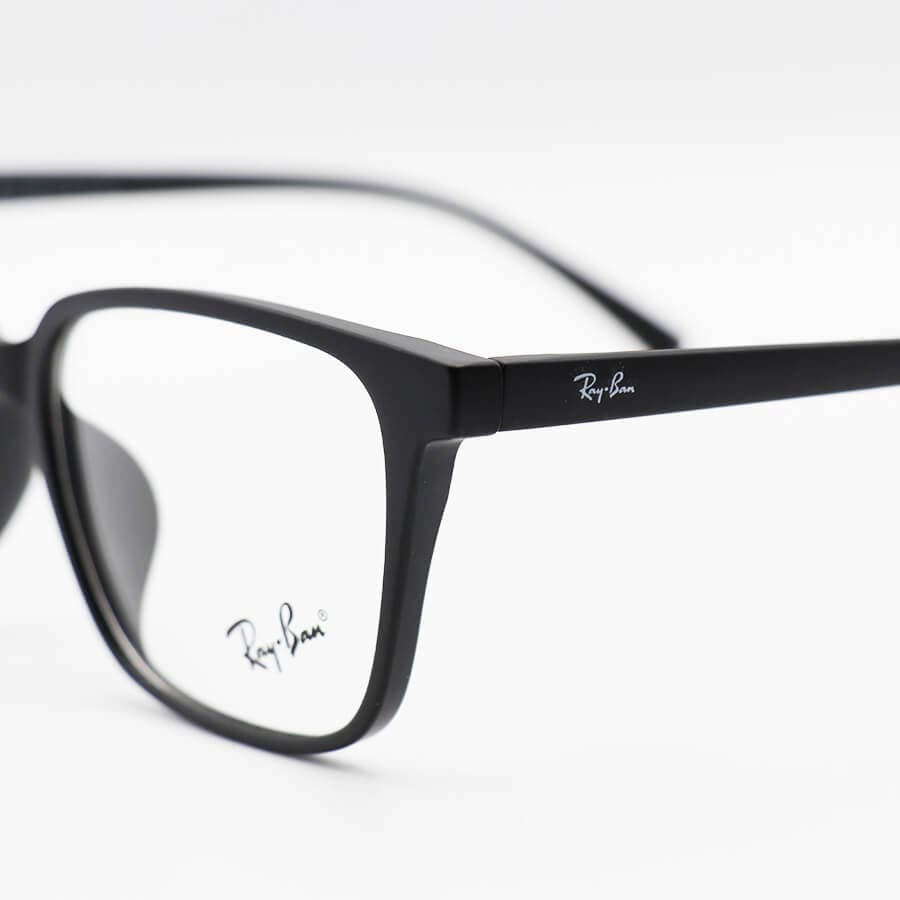 عینک طبی 5 کاوره با فریم مستطیلی، رنگ مشکی مات و از جنس کائوچو برند Ray-Ban مدل TR2382 — تصویر ۶