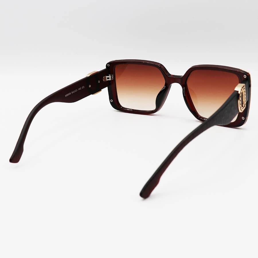 عینک آفتابی Christian Dior با فریم مربعی شکل، مشکی رنگ و لنز دودی سایه روشن مدل M9068 — تصویر ۸