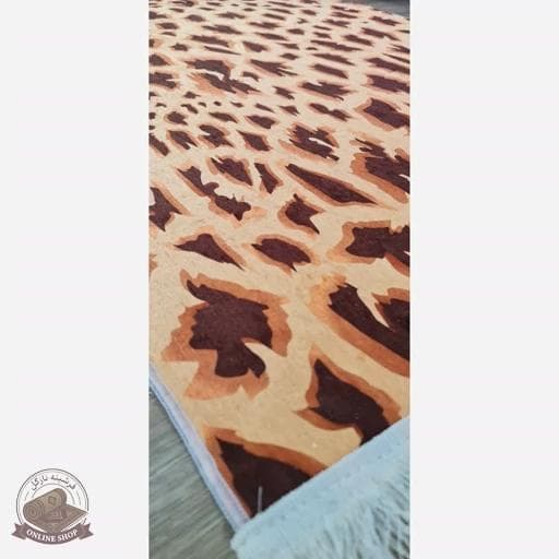 فرش پلنگی مدرن جنس مخمل تُرک زیره استُپ دار (ضد سُر) — تصویر ۳