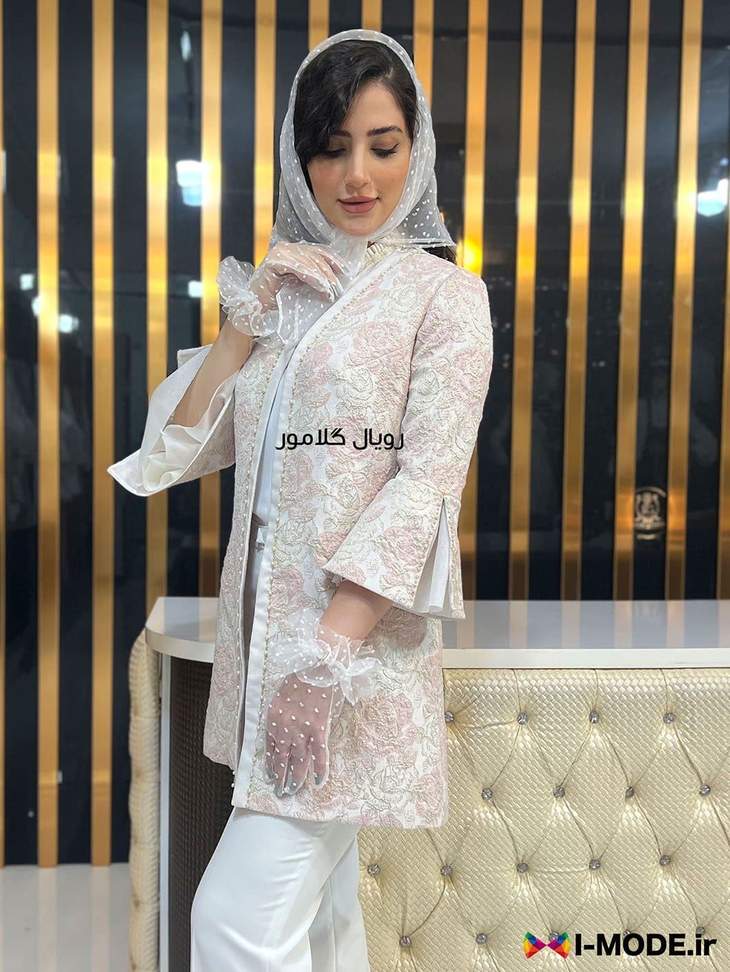 مانتو ژاکارد گلبهی مدل چیستا مانتو مجلسی ژاکارد گلدار صورتی — تصویر ۴
