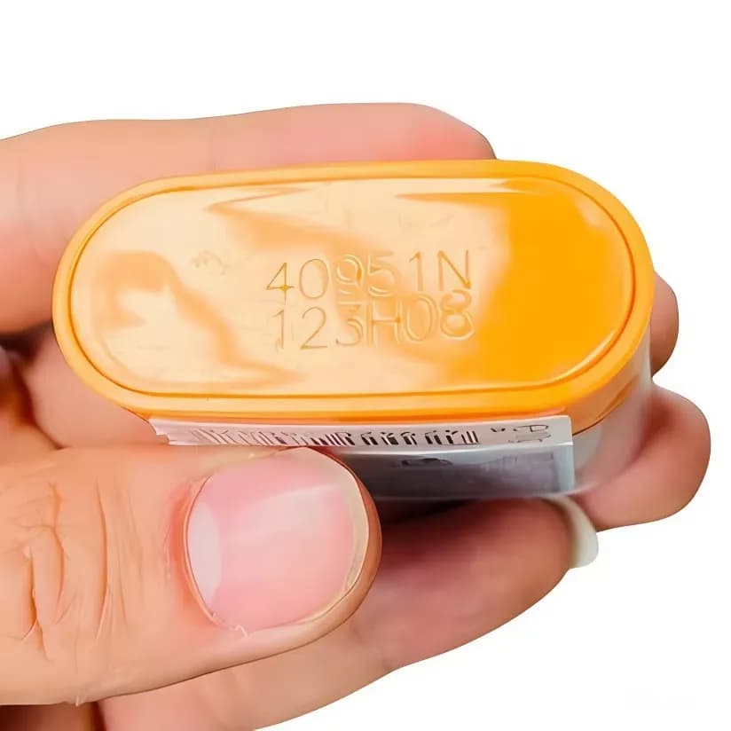 ضدآفتاب استیکی SPF 50 ایزدین کد 116 — تصویر ۵