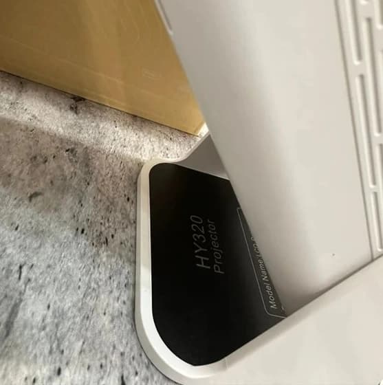 پروژکتور HY320 با وضوح عالی و طول عمر بالا — تصویر ۷