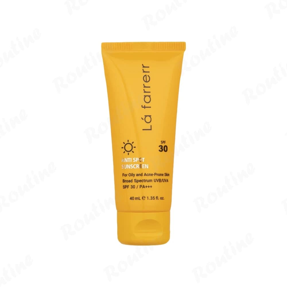 کرم ضدآفتاب و ضدلک بی‌رنگ لافارر SPF30 مناسب پوست‌های چرب