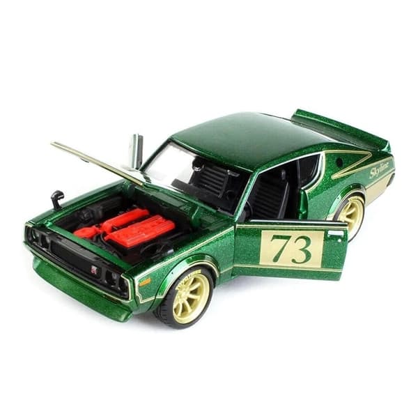 ماشین فلزی 1:24 مایستو مدل 1973 Nissan Skyline 2000 T-R یشمی — تصویر ۳