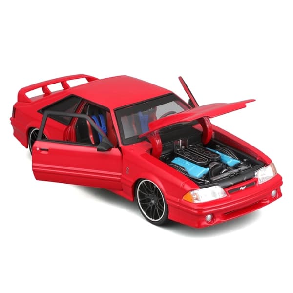 ماشین فلزی 1:24 مایستو مدل 1993 Ford Mustang Svt Cobra قرمز — تصویر ۳