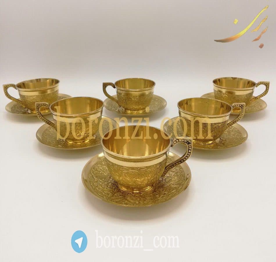 استکان نعلبکی برنجی قلم خورده بزرگ