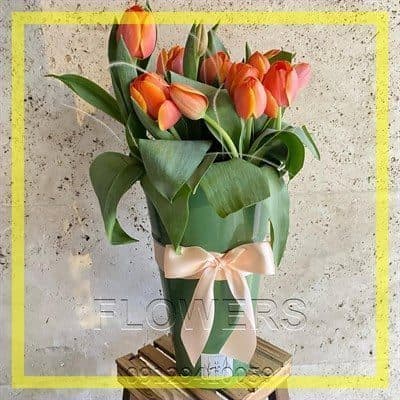 گلفروشی نزدیک آرایشگاه زنانه در خیابان طالقانی