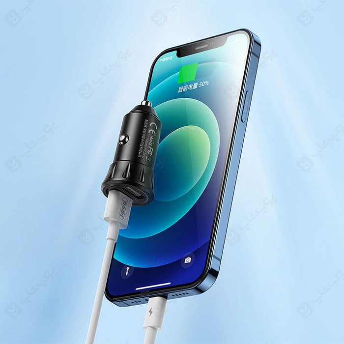 شارژر فندکی ریمکس مدل RCC236 همراه با کابل 1 به 3 — تصویر ۳