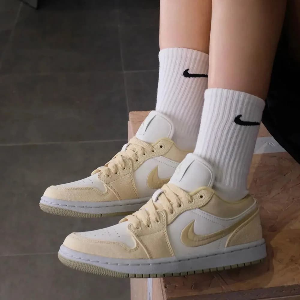 کتونی Nike مدل Air Jordan 1 Low – FN3722-701 — تصویر ۷
