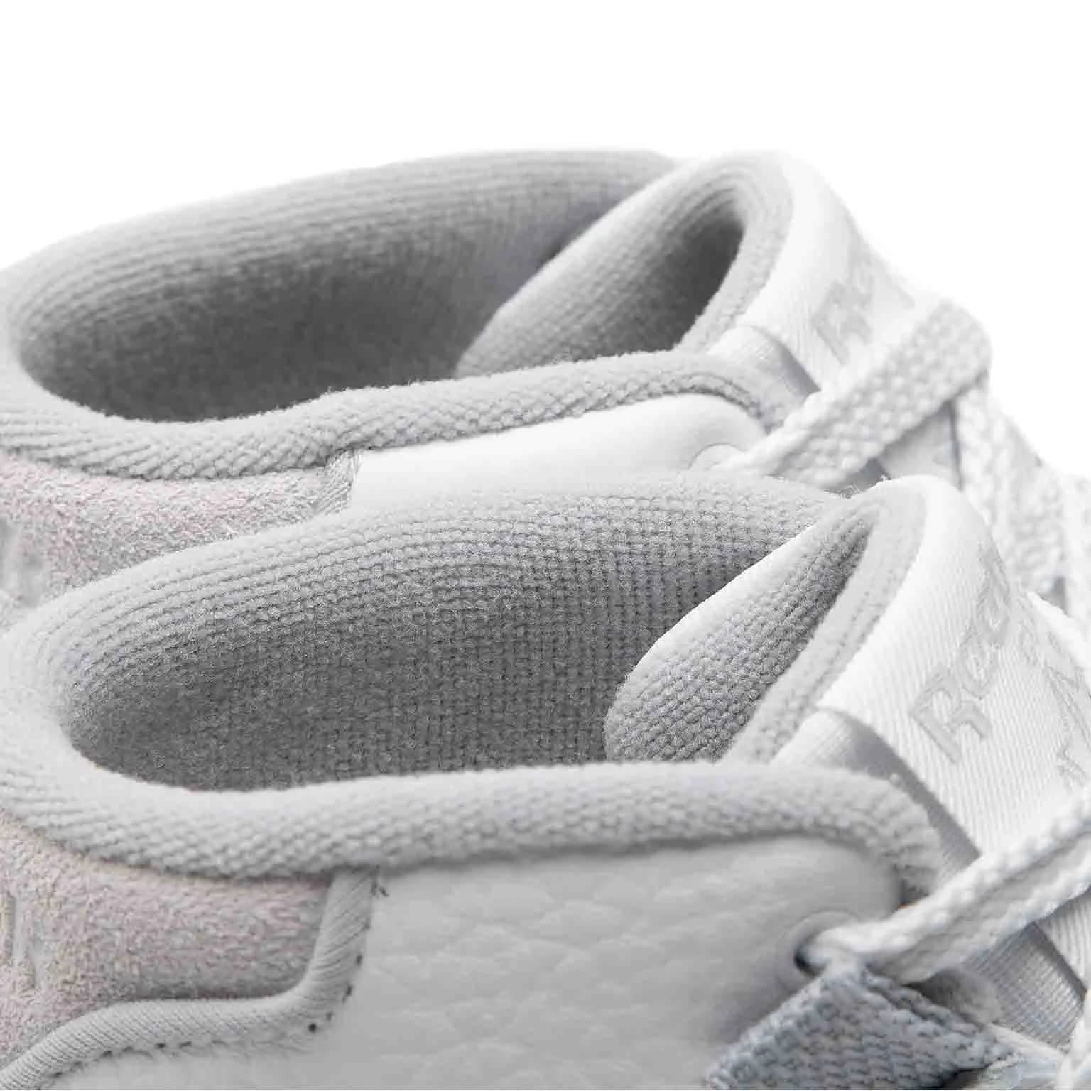 کتونی Reebok مدل Club C Geo Mid – GY8782 — تصویر ۶