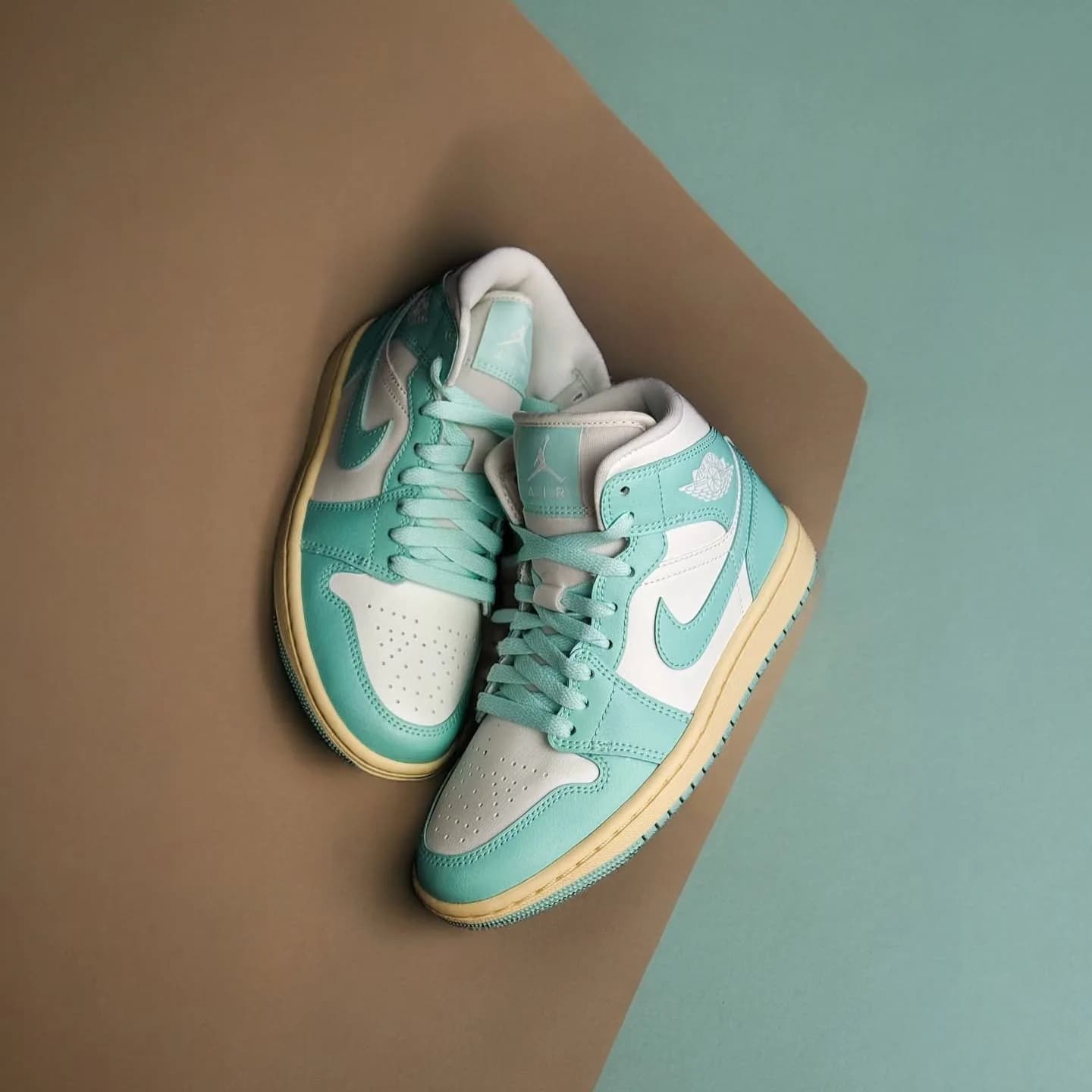 کتونی Nike مدل Air Jordan 1 mid – BQ6472-132 — تصویر ۶