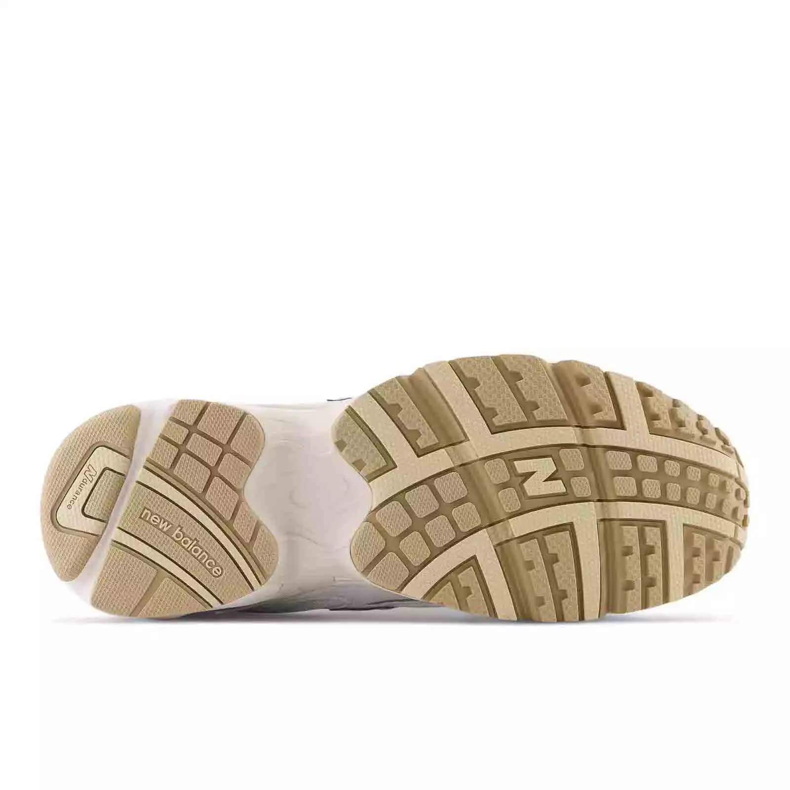 کتونی New Balance مدل 725 – ML725AF — تصویر ۴