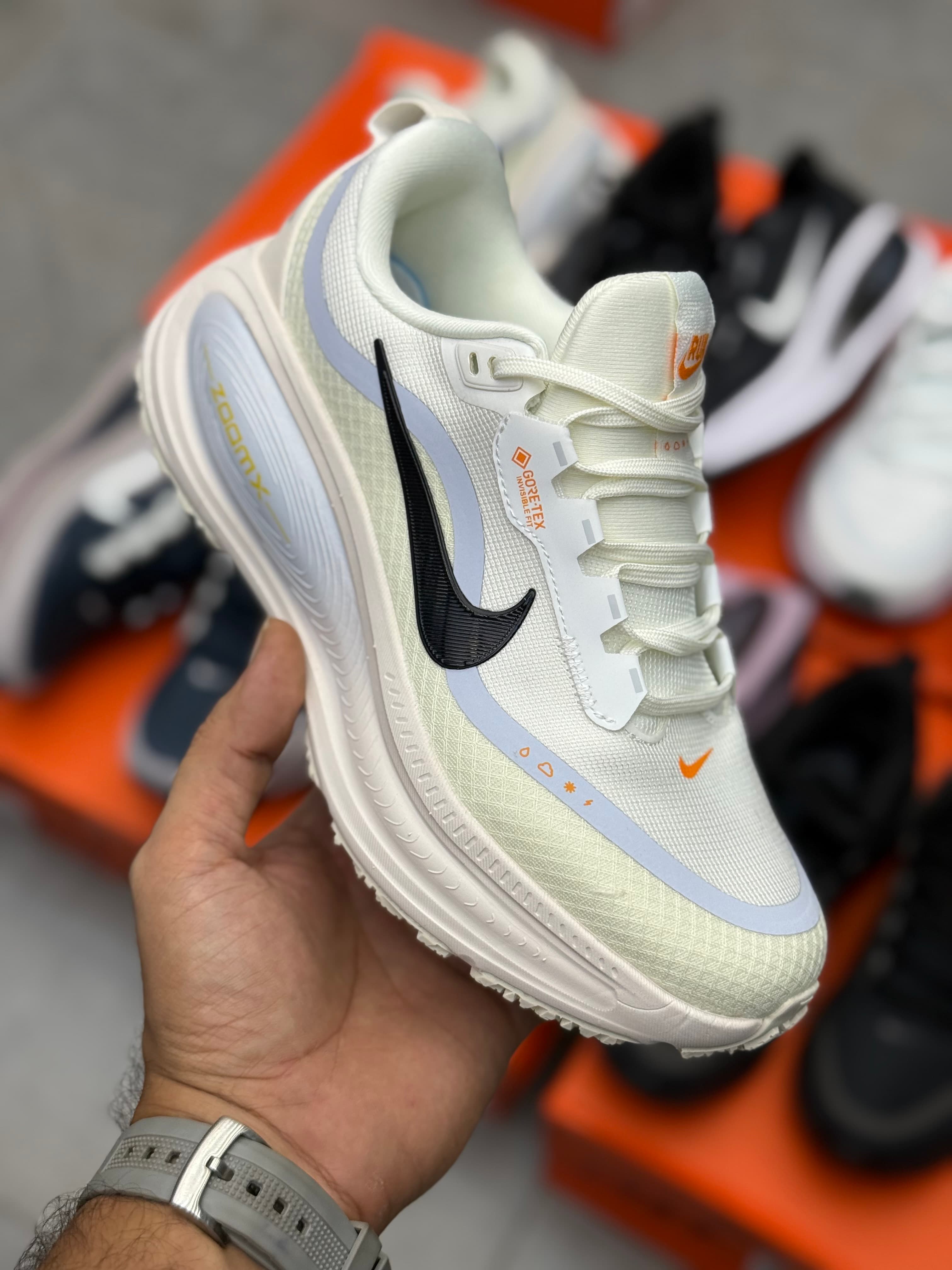 نایک وومرو پلاس مردانه مسترکوالیتی ویتنام | Nike Vomero Plus — تصویر ۴