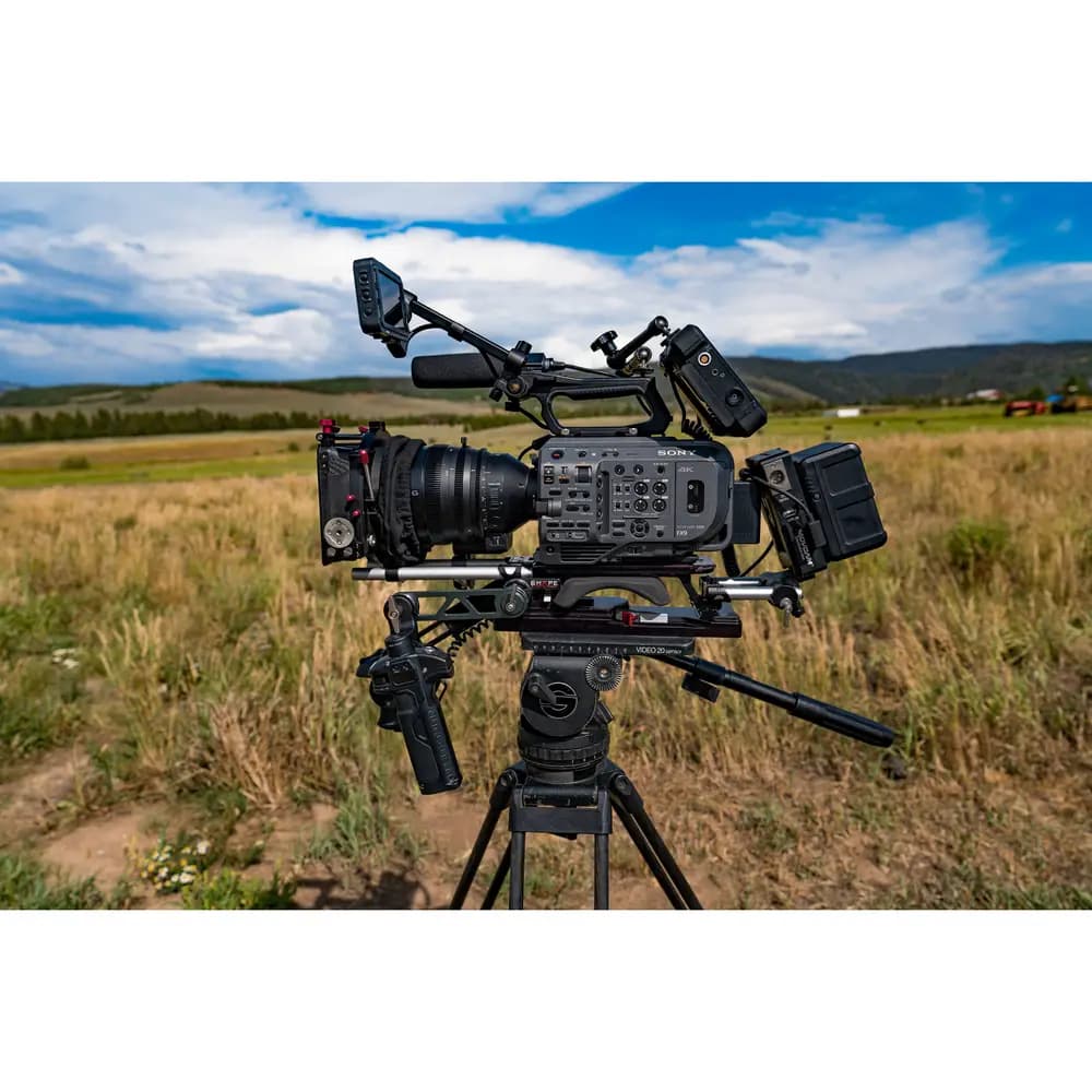 دوربین فیلمبرداری سونی Sony PXW-FX9 XDCAM 6K فقط بدنه — تصویر ۶