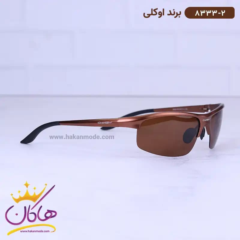 عینک آفتابی مردانه اوکلی قهوه ای 8333/2 — تصویر ۴