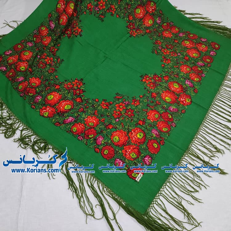 روسری سبز طرح ساری گل — تصویر ۲