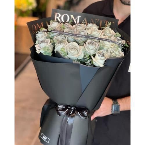 دسته گل رز برای تبریک افتتاحیه گالری عکس 6290