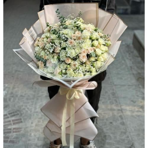دسته گل رز برای روز دانشجو 6025