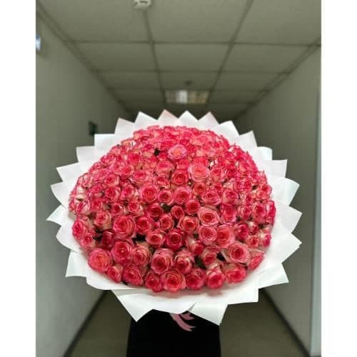 دسته گل رز برای روز مهندس برای برادر 6017
