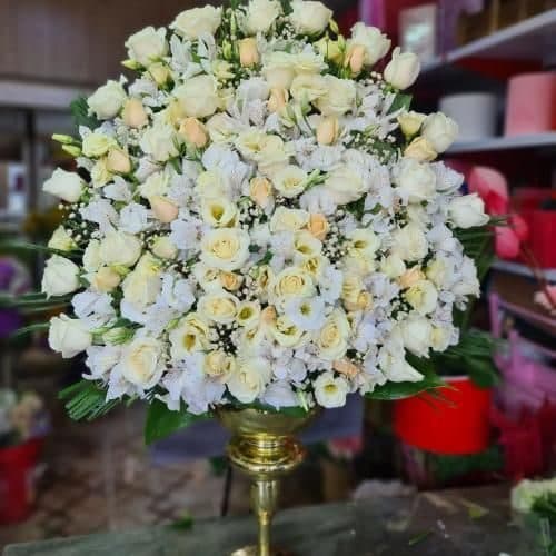 گل فروشی محدوده درمانگاه در تهرانپارس t4051