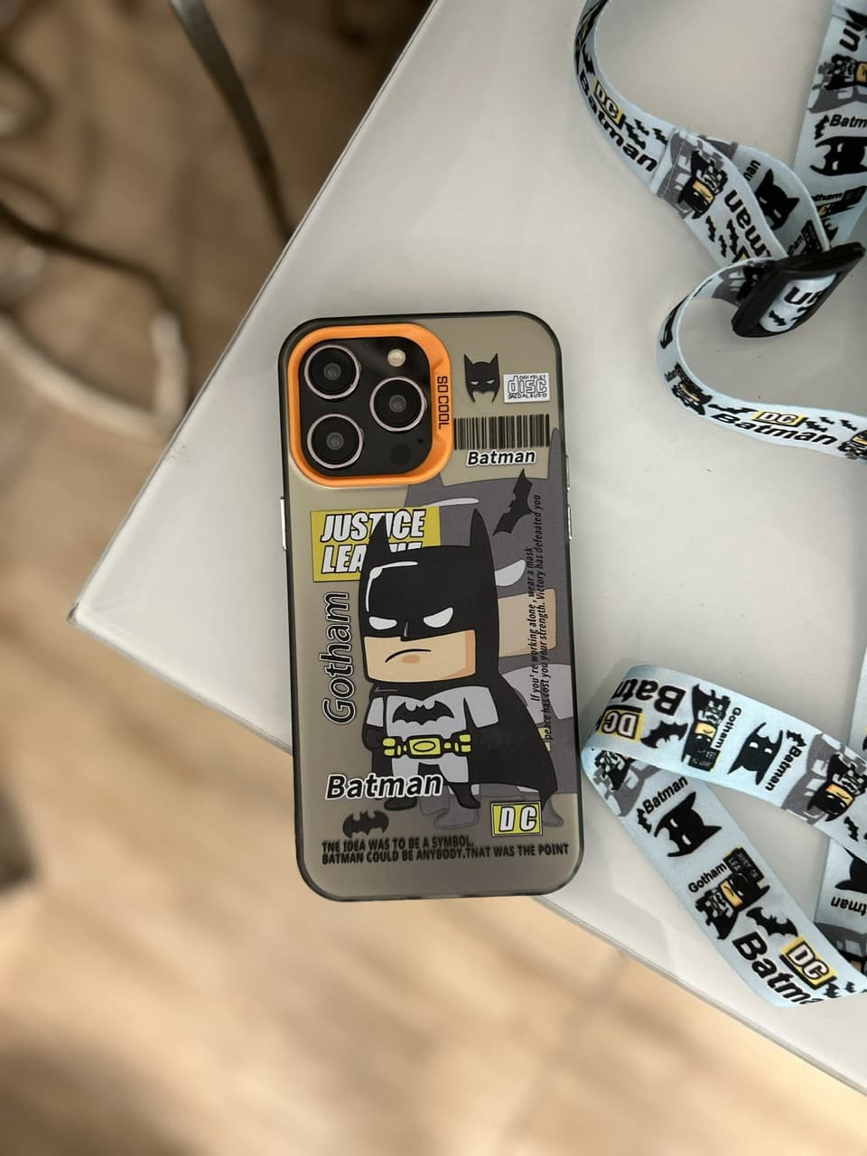 قاب آیفون بتمن Batman : Gotham Knight بدون بند — تصویر ۲