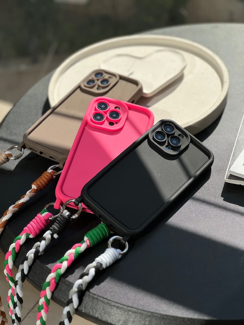 قاب آیفون Solid Case با بند طنابی بلند