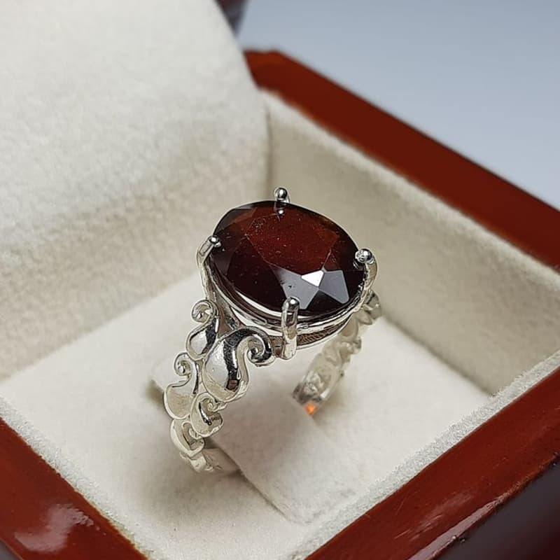 انگشتر نقره به همراه نگین گارنت اصل و معدنی (A.1190) — تصویر ۲
