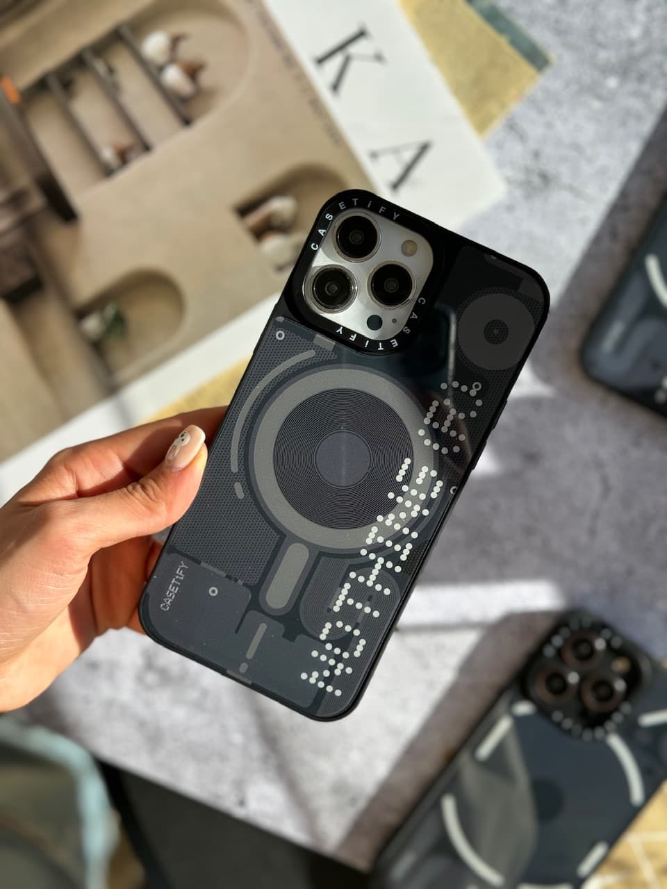 قاب آیفون Nothing Phone — تصویر ۲