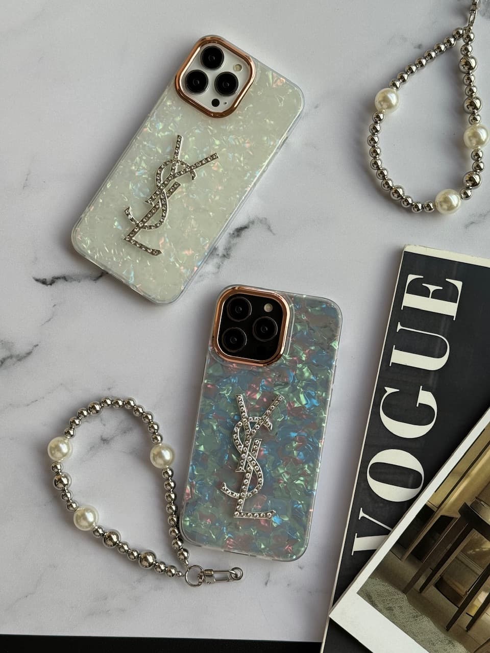 قاب آیفون yves saint laurent یخی با آویز — تصویر ۴