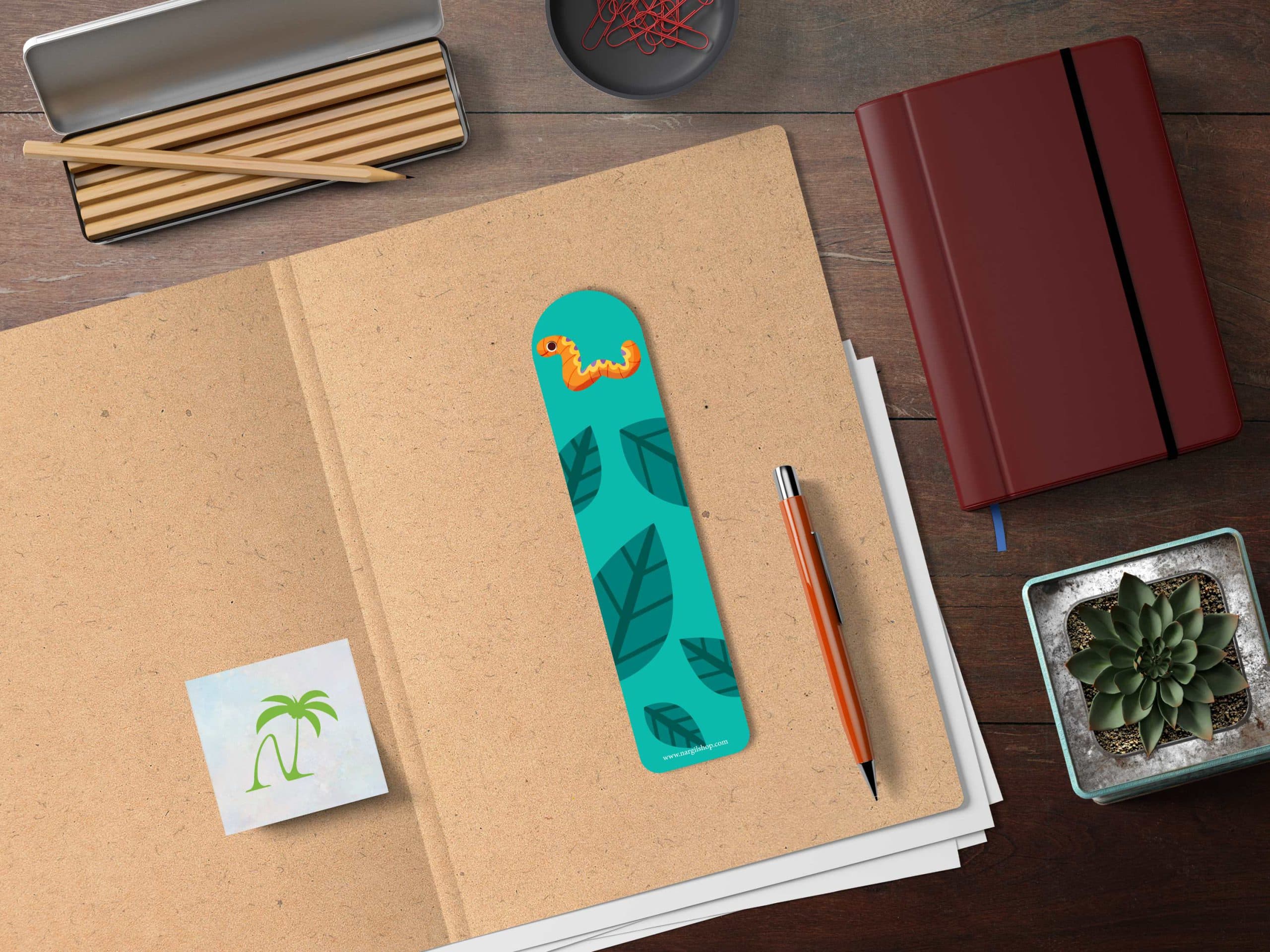 بوک مارک | نشانگر کتاب مدل کرم ابریشم و گل 02 | Worm and Flower Bookmark 02 — تصویر ۲