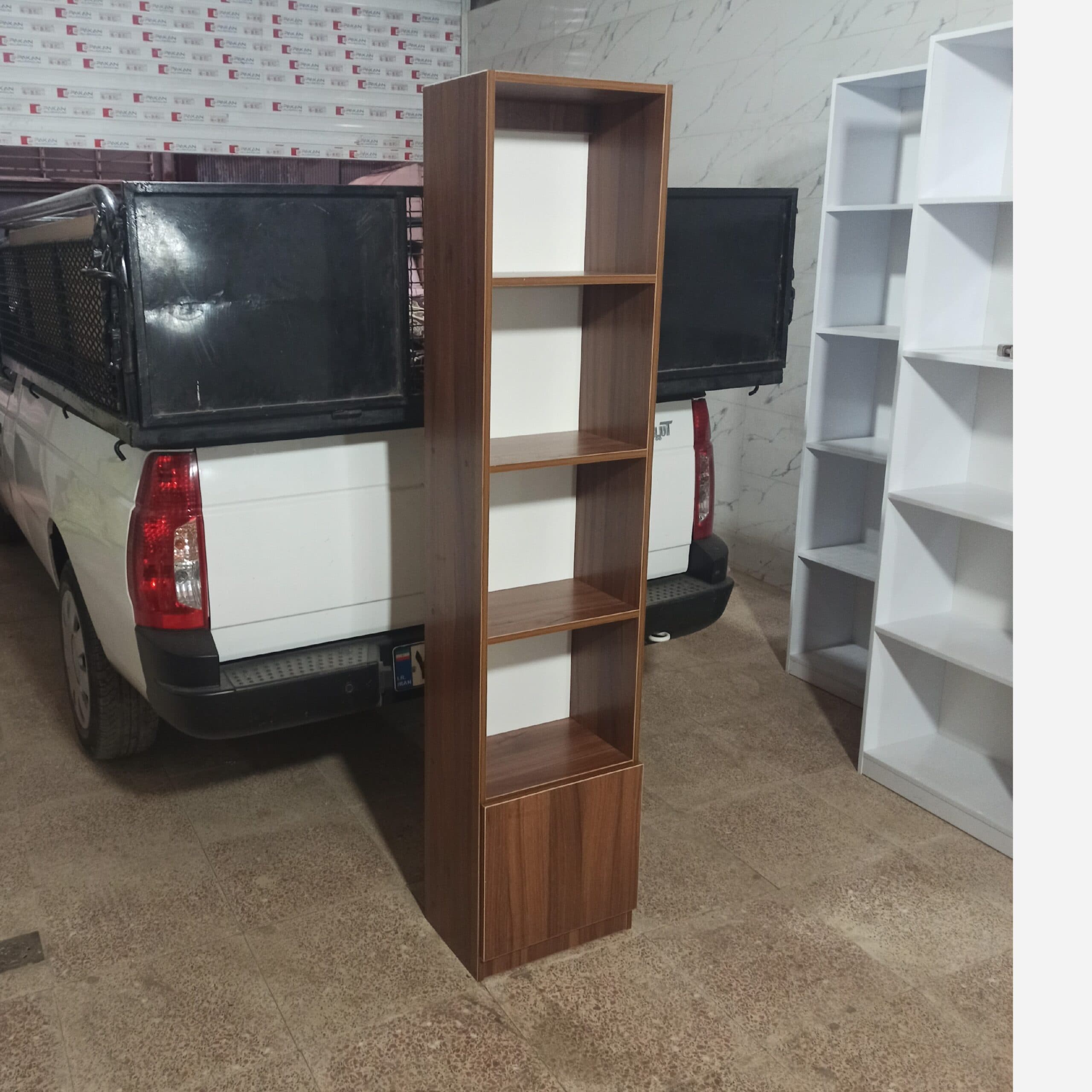 کتابخانه عرض 40 قفسه کمد دار قهوه ای مبلمان اورلین مدل 963422 — تصویر ۲