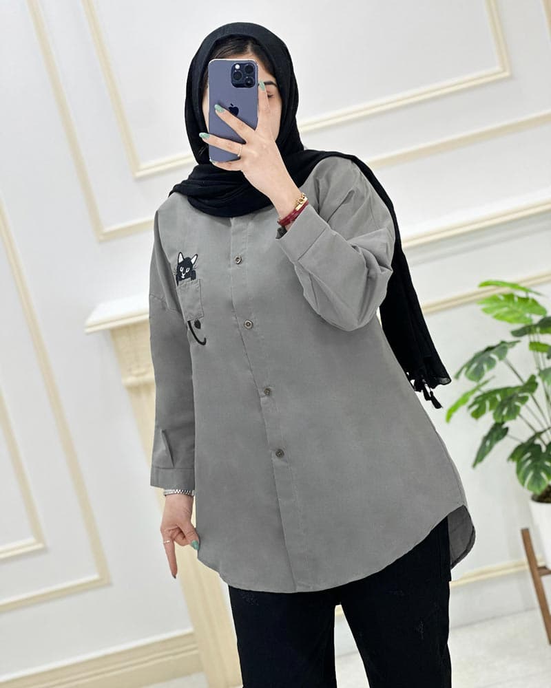 شومیز مانتویی جیب گلدوزی داکرون کد974677 — تصویر ۲