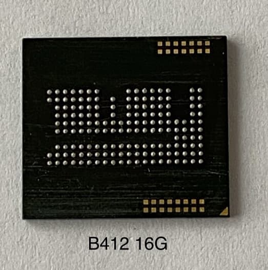 آی سی هارد KMK8X000VM B412 16G — تصویر ۳