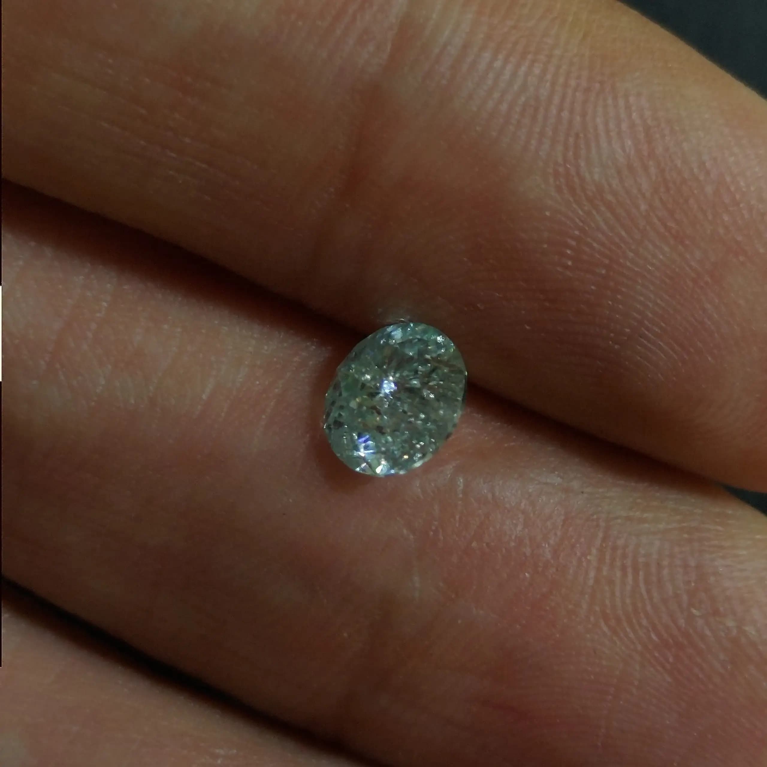 نگین موزانایت آبی گرد الماسی کوچک (الماس روسی) 0.95 قیراط — تصویر ۸