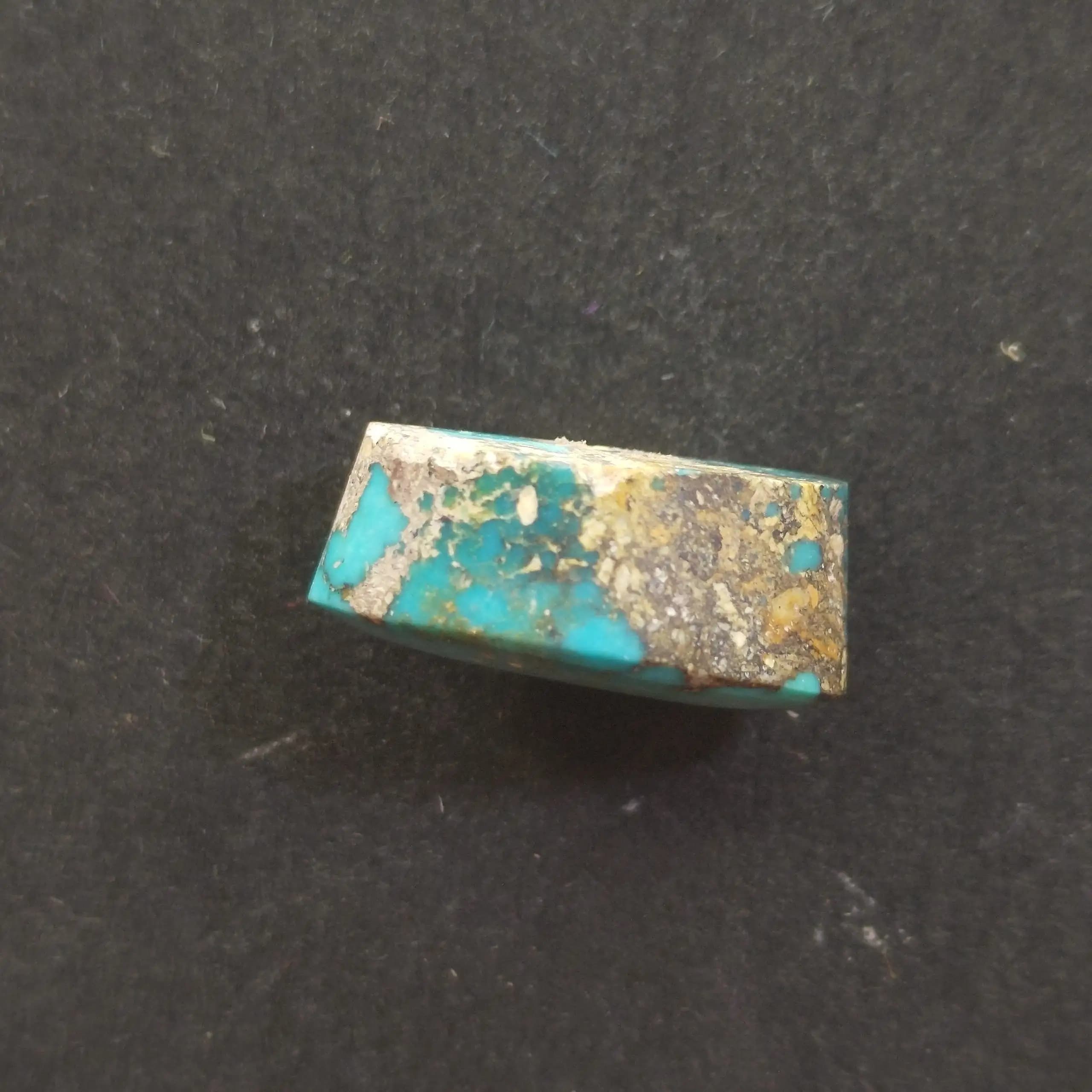 نگین فیروزه نیشابور آبی کم نظیر بدون رنگ کد 1029 — تصویر ۳