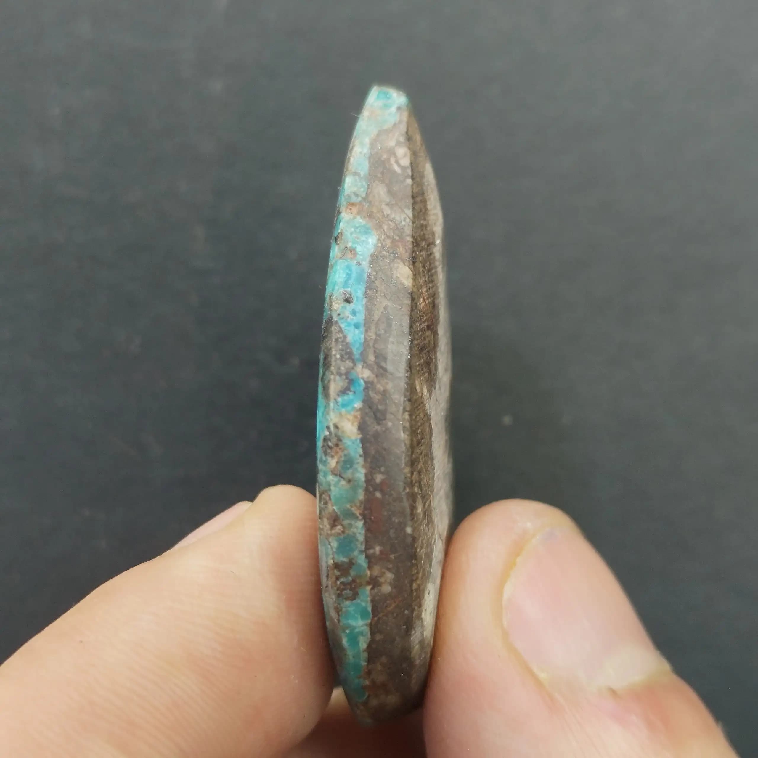 نگین فیروزه نیشابور آبی ابری کد 1002 — تصویر ۲