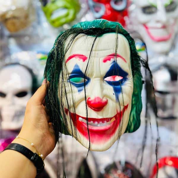 نقاب جوکر مو بلند — تصویر ۵