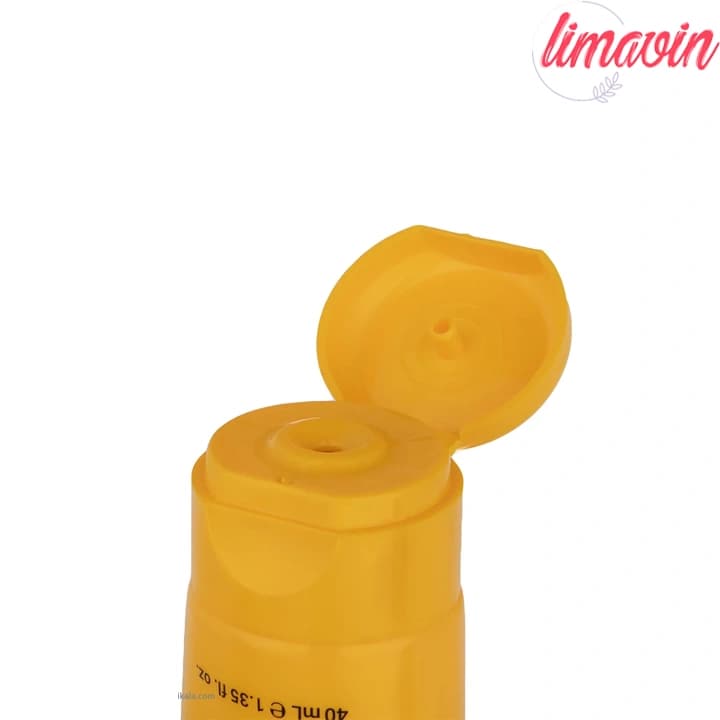 کرم ضد آفتاب بدون رنگ لافارر SPF50 پوست خشک و معمولی حجم 40 میلیلیتر — تصویر ۴