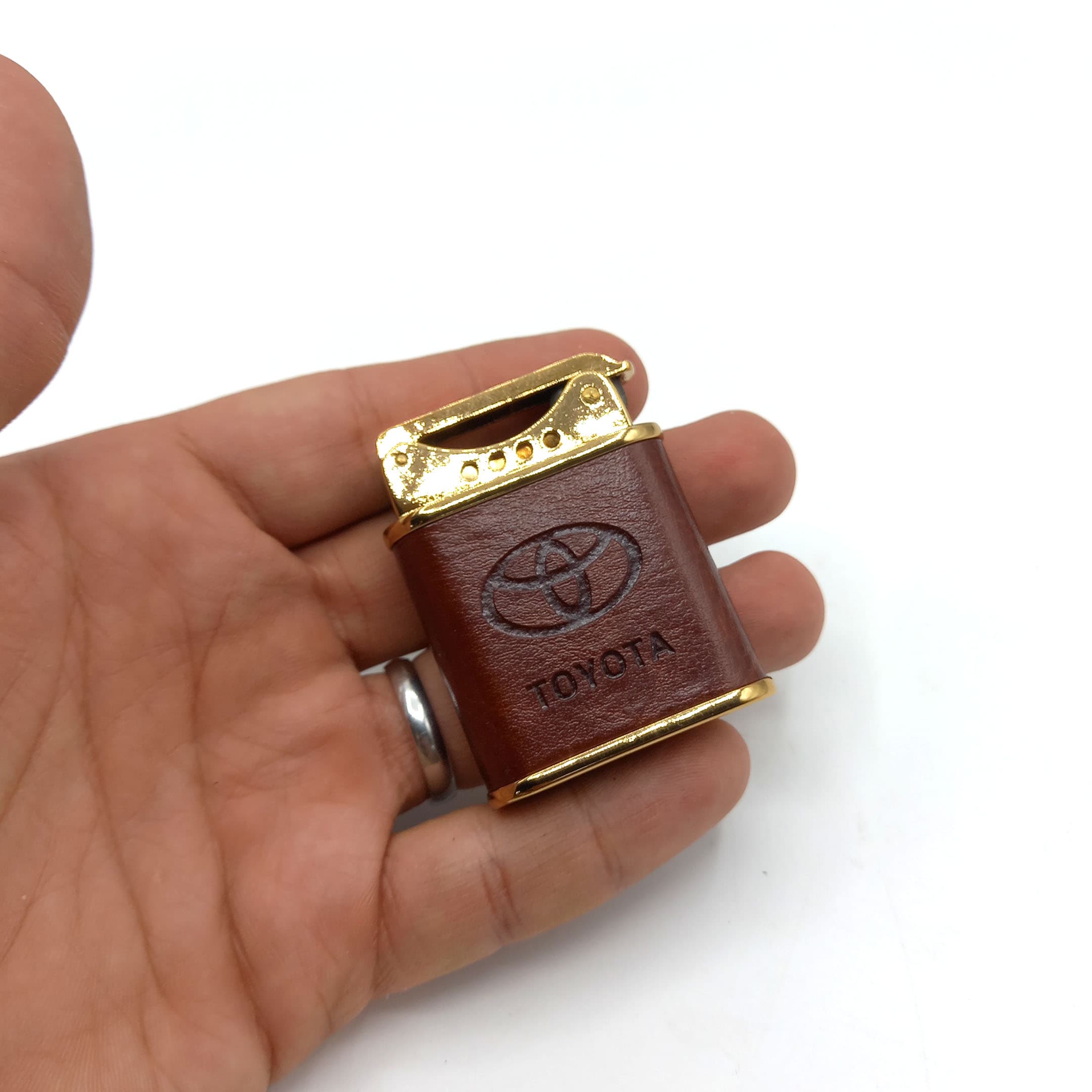 فندک گازی چرم طرح تویوتا کد S120094 — تصویر ۲