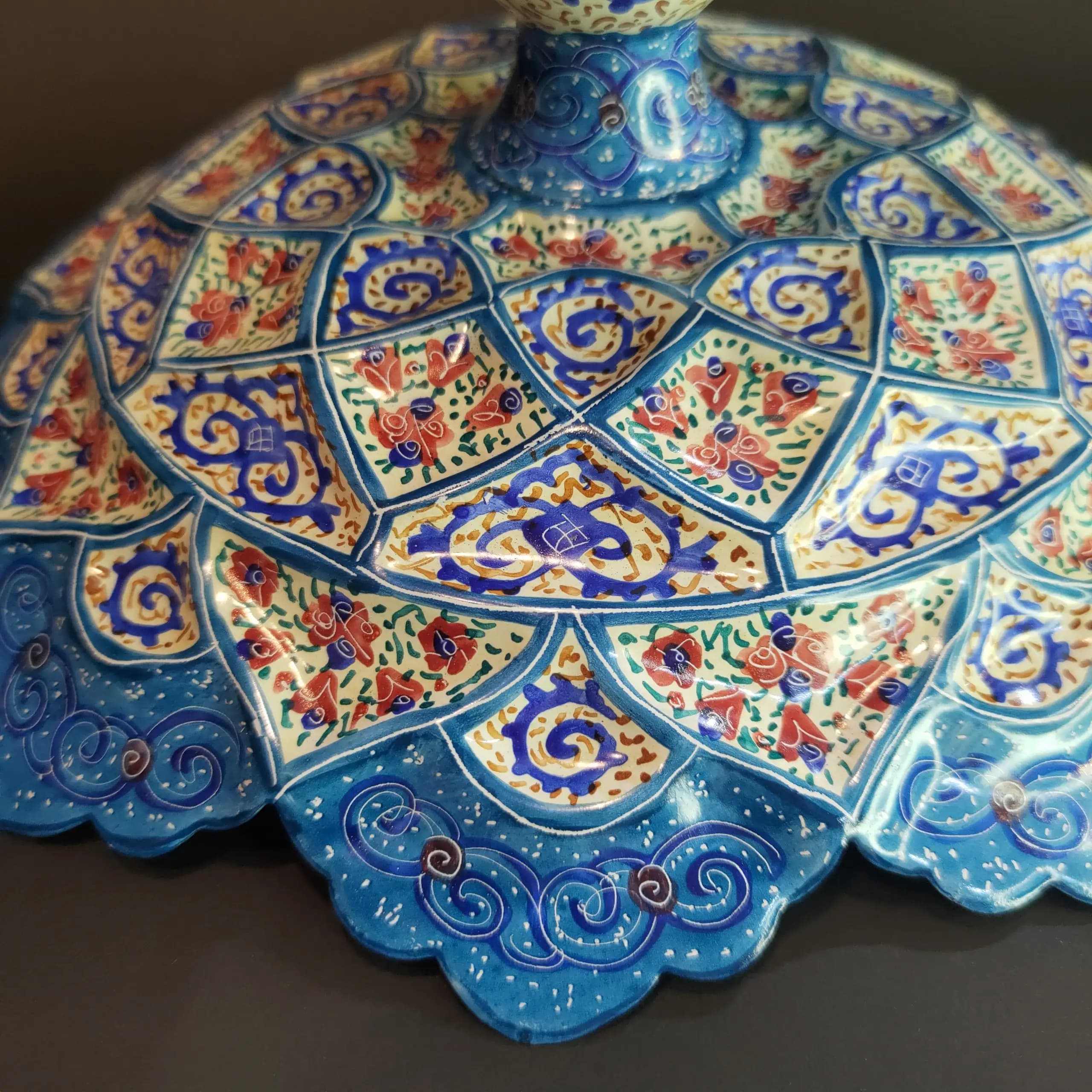 شیرینی خوری پایه دار مینا کاری — تصویر ۵