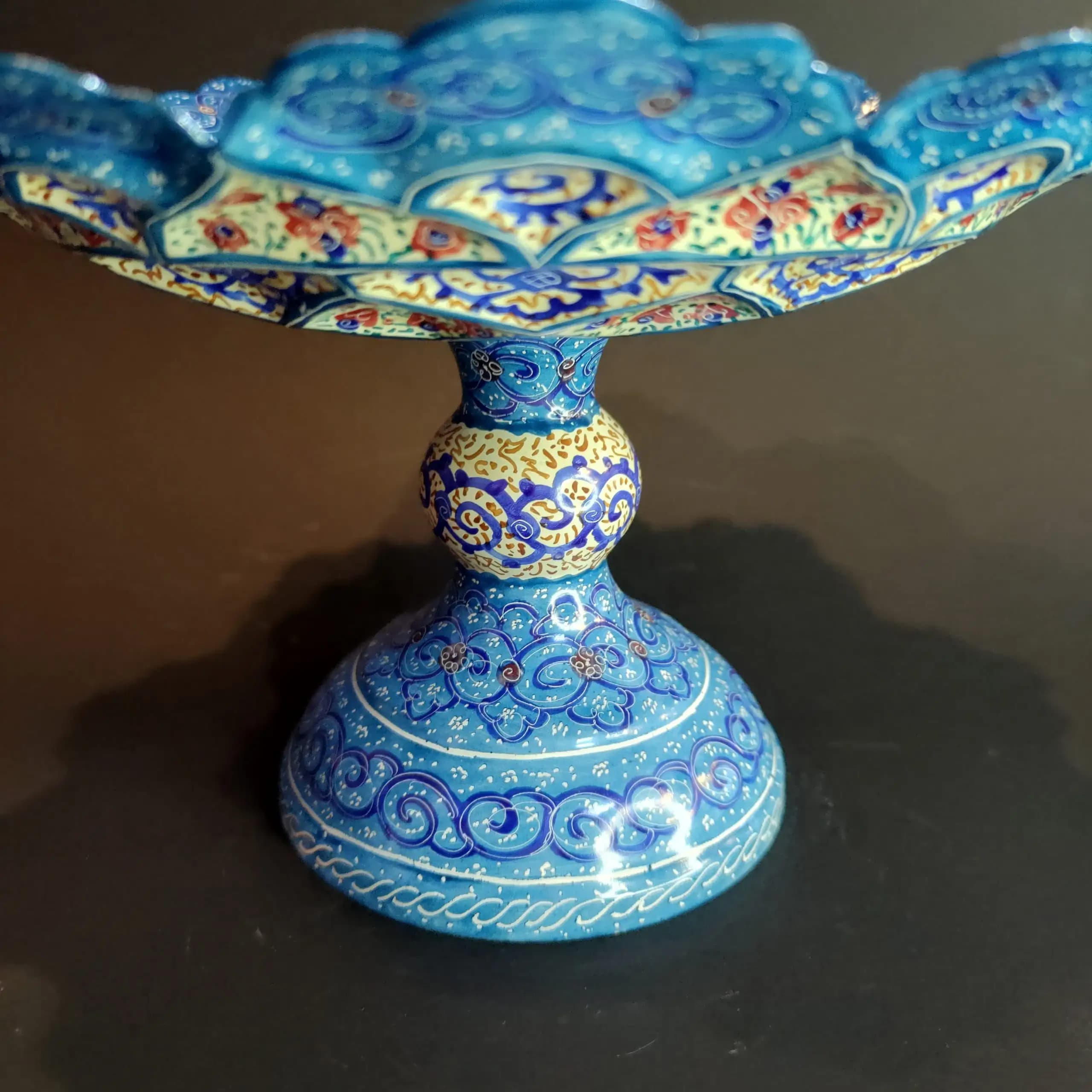 شیرینی خوری پایه دار مینا کاری — تصویر ۳