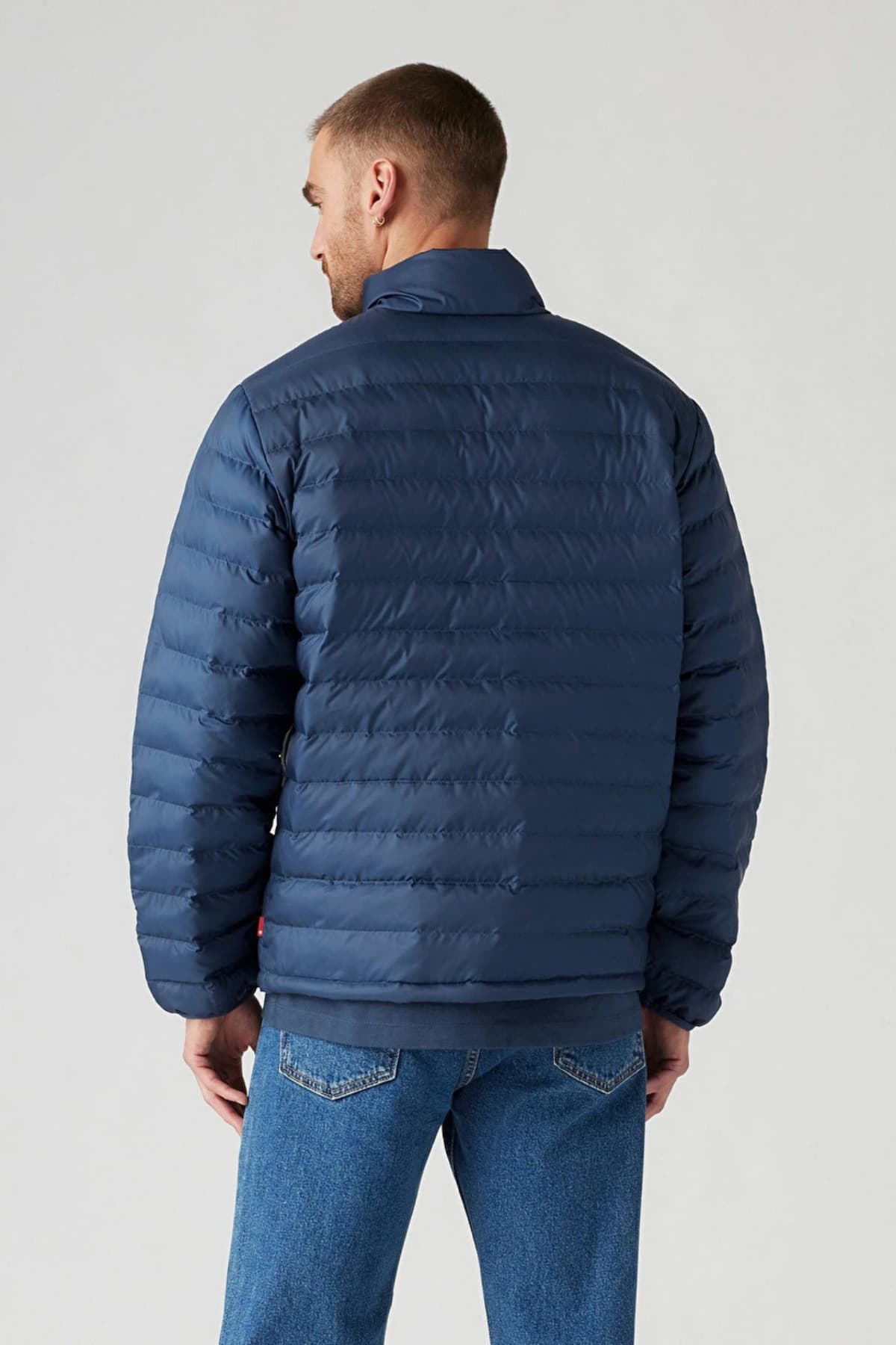کاپشن لیوایز مردانه پلی استر آبی سرمه ای راسته Regular/رگولار پف دار Daily/روزانه | Levi’s A9449 BG — تصویر ۲