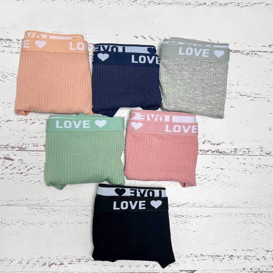 شورت کبریتی Love کد 3122 — تصویر ۲