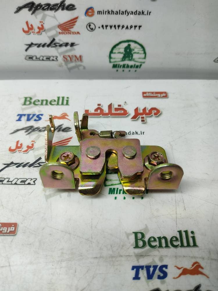 چنگکی قفل درب باک موتور یاماها طرح ایروکس nvx