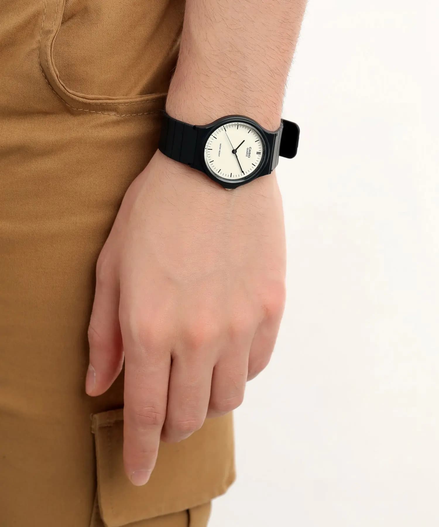 ساعت مچی مردانه و زنانه اصل کاسیو (casio) زیرمجموعه استاندارد مدل MQ-24-7ELDF — تصویر ۵