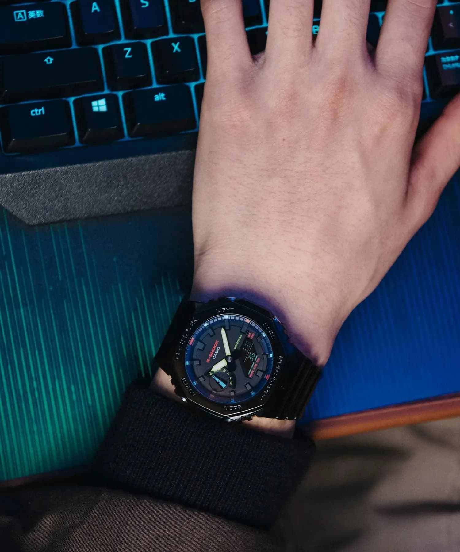 ساعت مچی مردانه اصل کاسیو (casio) زیرمجموعه جی شاک مدل GA-2100RGB-1ADR — تصویر ۵