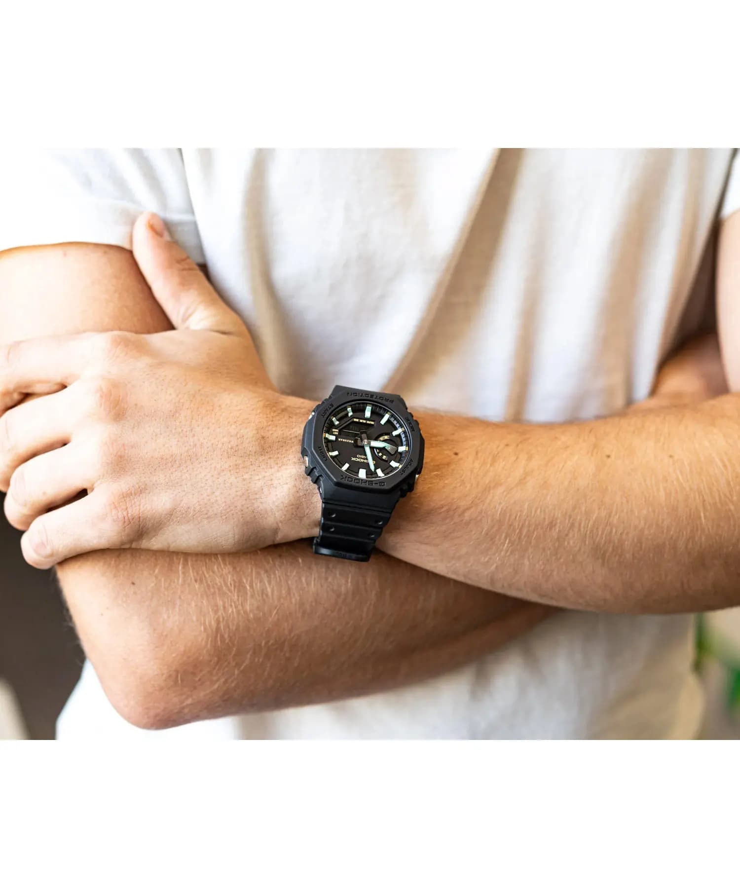ساعت مچی مردانه اصل کاسیو (casio) زیرمجموعه جی شاک مدل GA-2100RC-1ADR — تصویر ۵