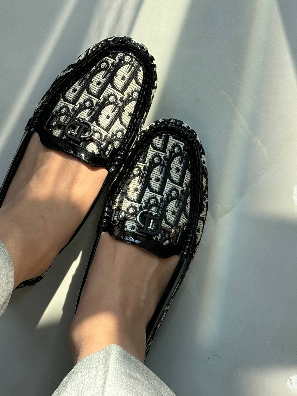 بابت دیور — تصویر ۲